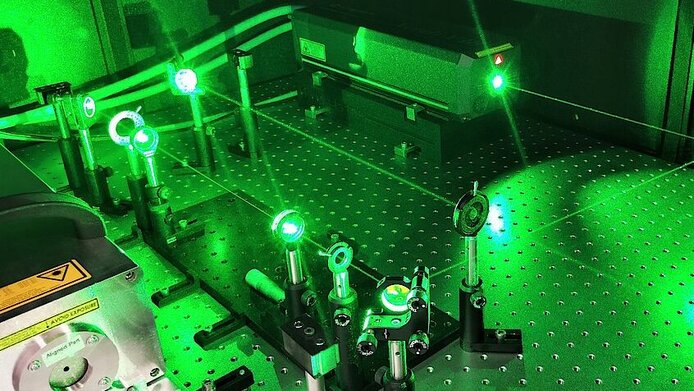 Lasersystem der Ionen-Laser-Interaktionsmassenspektrometrie bei VERA.