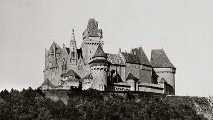 Castle Kreuzenstein 